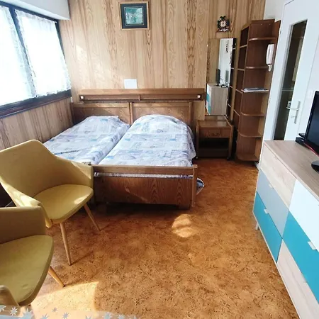 아파트 Saint Christophe - Agreable Et Ensoleille Et Proche De La Cure ! Mae-7764 엑스레뱅